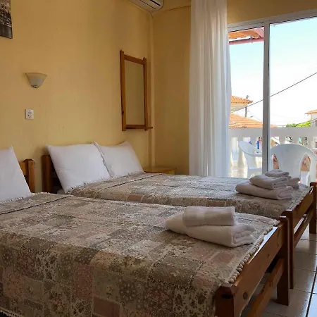 Rena'S Sunny House