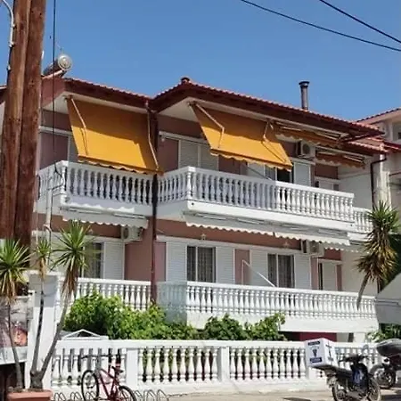 Rena'S Sunny House